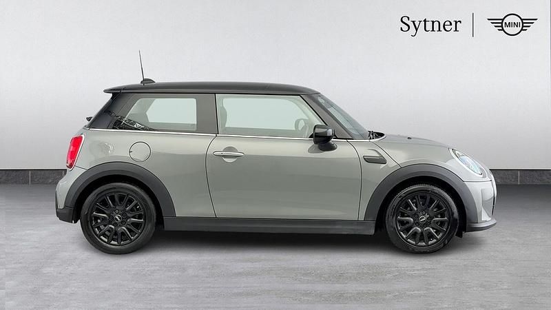 Used Mini Cooper Classic 134 HP (98 kW) 2022 Grey Hatchback