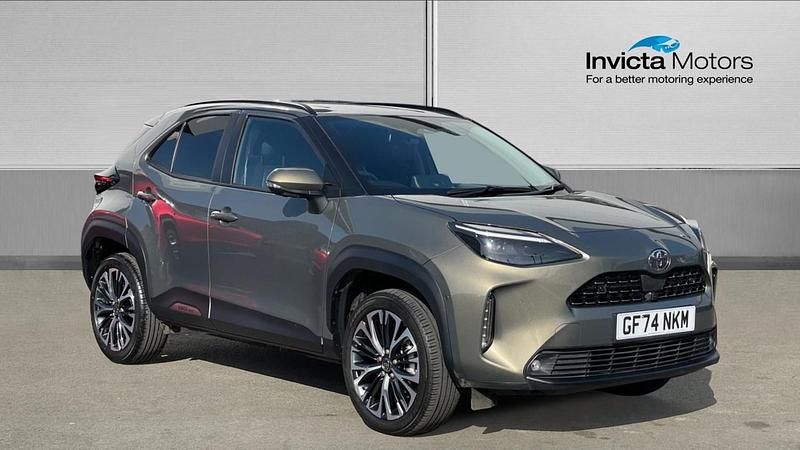 Used Toyota Yaris Hybrid 116 HP (85 kW) 2024 Bronze Hatchback