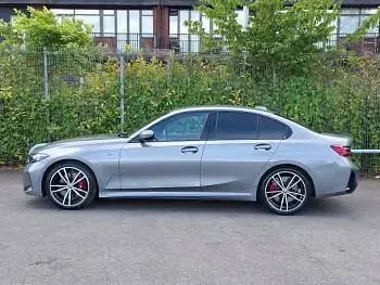 Usado BMW 320 M Sport 190 CV (139 kW) 2024 Gris Berlina