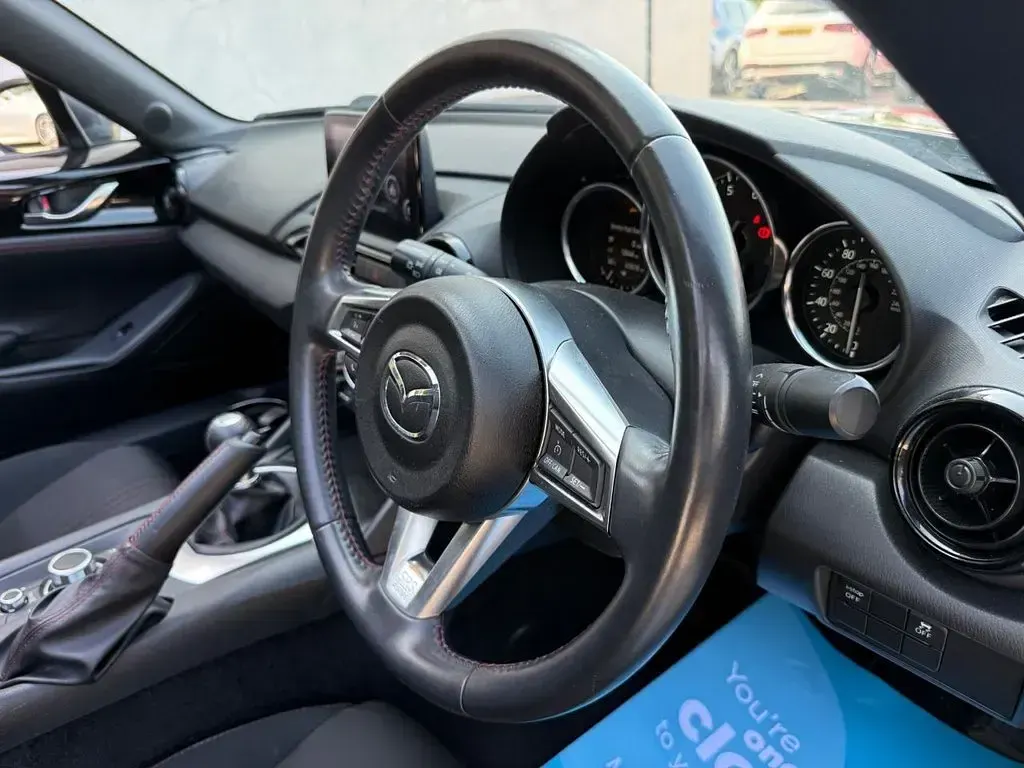 Used Mazda MX5 132 HP (97 kW) 2019 Black Cabriolet