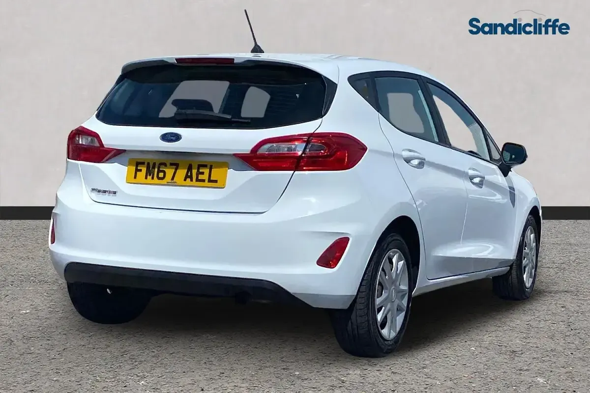 Used Ford Fiesta Style 70 HP (51 kW) 2018 White Hatchback