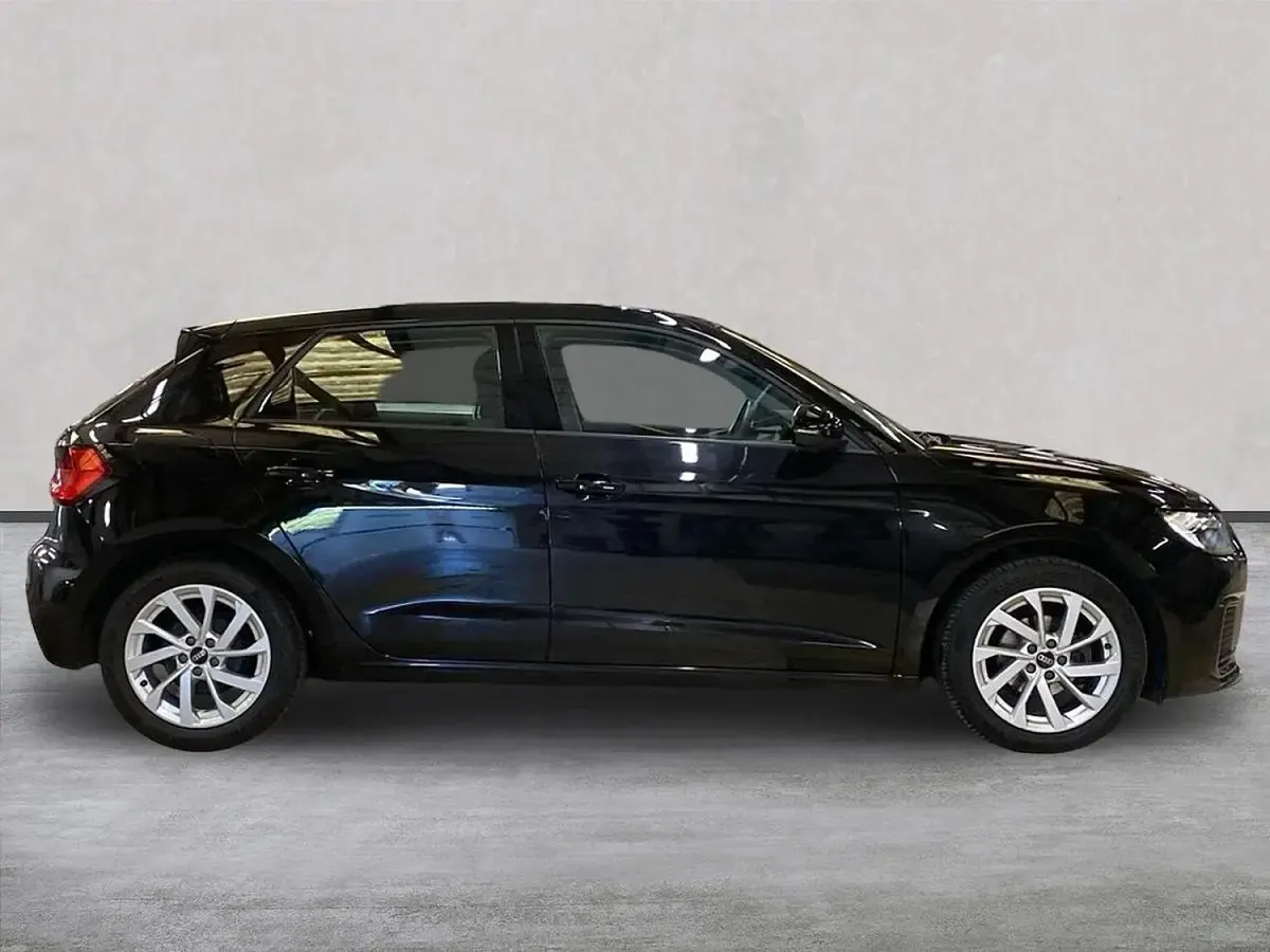 Used Audi A1 Sportback Sport 95 HP (69 kW) 2023 Black Hatchback