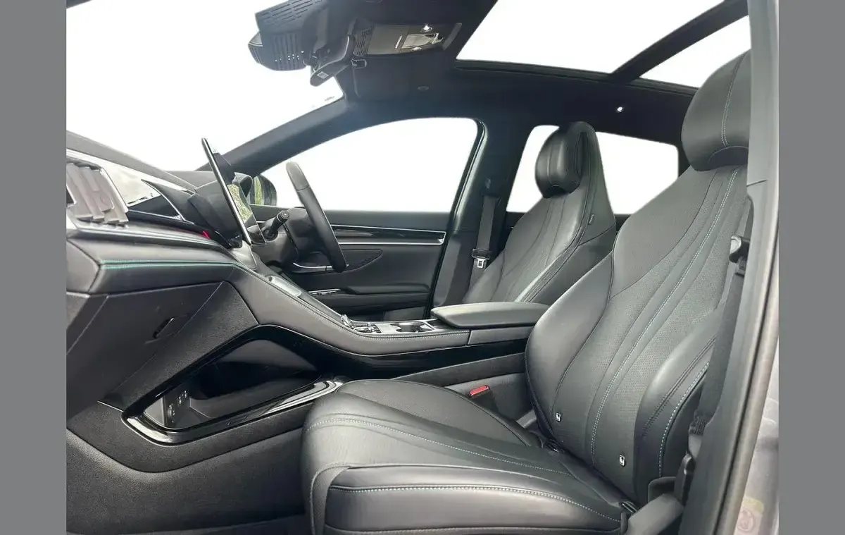 Used BYD Seal U Boost 218 HP (160 kW) 2025 Grey SUV