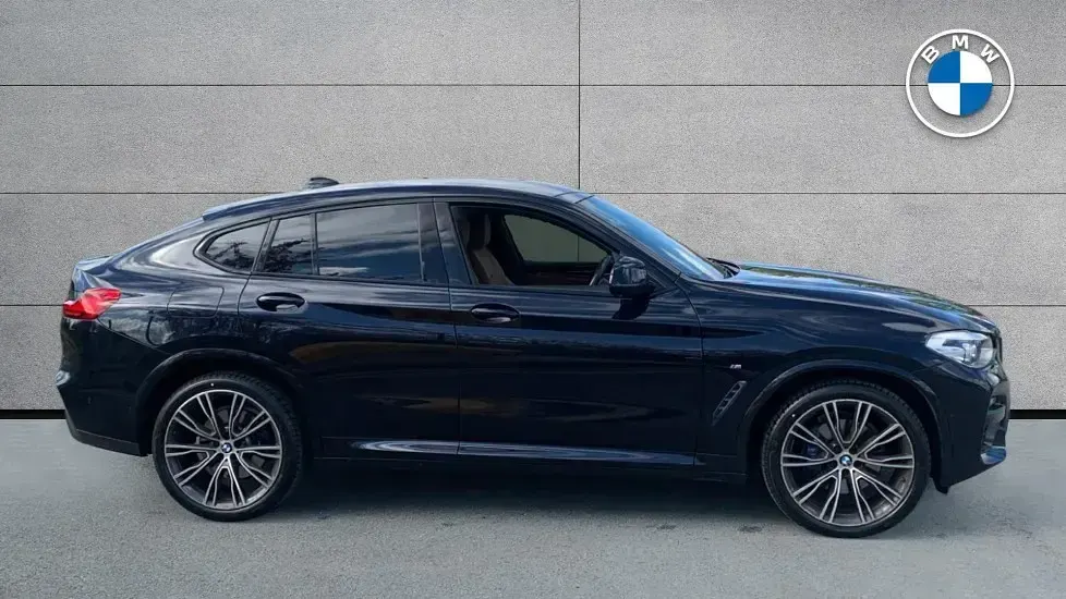 Used BMW X4 M Sport 261 HP (191 kW) 2020 Black SUV