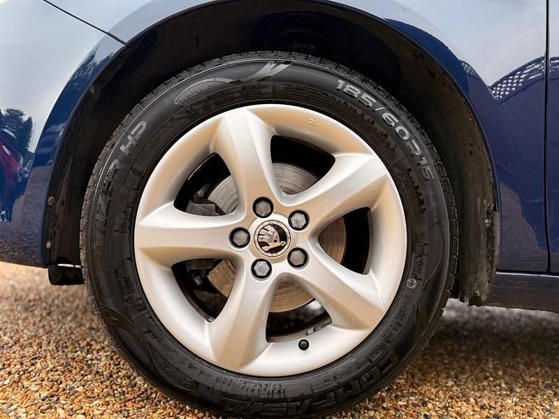 Used Skoda Fabia GreenLine 2013 Blue Hatchback