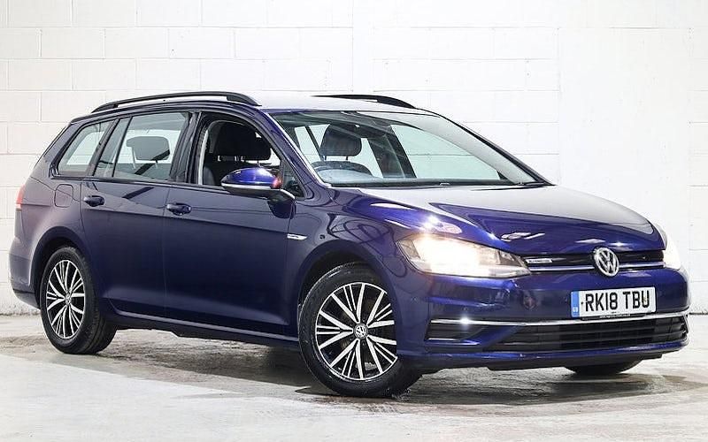 Begagnad VW Golf VII SE 131 HK (96 kW) 2018 Blå Kombi