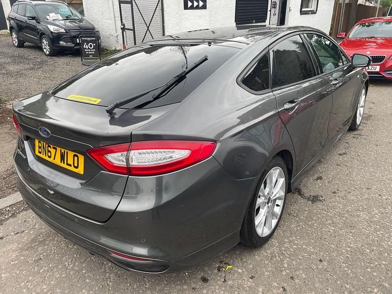 Begagnad Ford Mondeo ST-Line 150 HK (110 kW) 2017 Grå Halvkombi