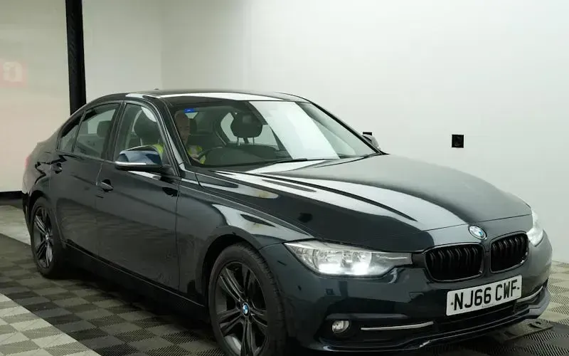 Usado BMW 316 Sport Line 116 CV (85 kW) 2018 Berlina