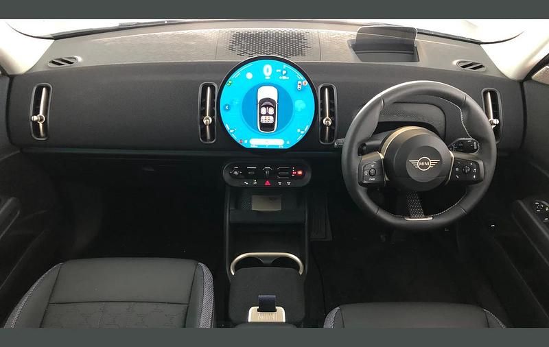 Used Mini Countryman Classic 170 HP (125 kW) 2024 Silver SUV