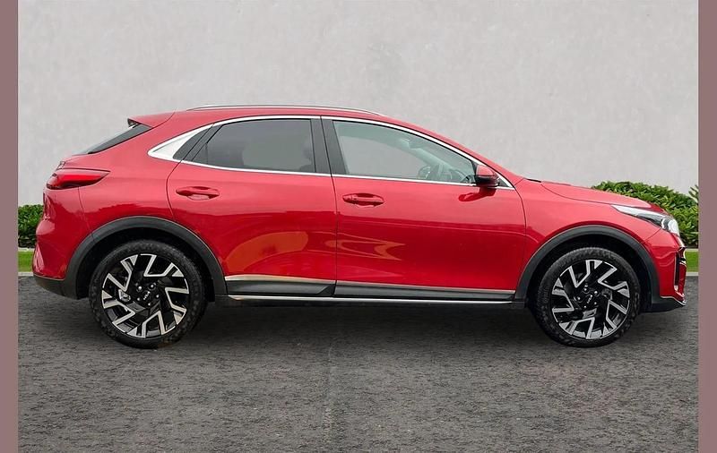 Used Kia XCeed 138 HP (101 kW) 2024 Red SUV