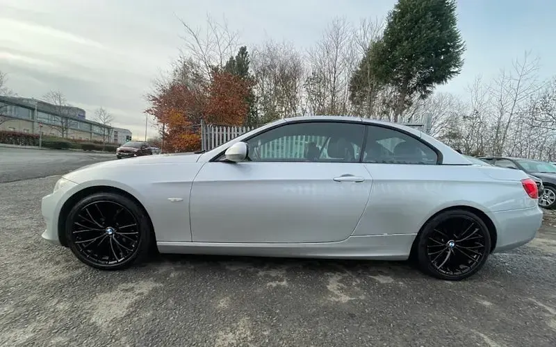 Used BMW 320 Cabriolet Shadowline 184 HP (135 kW) 2013 Cabriolet