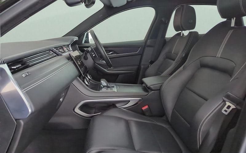 Used Jaguar F-Pace R-Dynamic 204 HP (150 kW) 2022 Black SUV