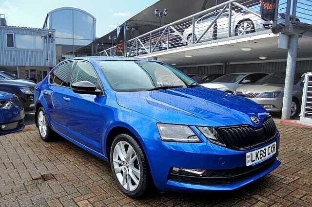 Blue Used 2019 Skoda Octavia SE L Hatchback | £13,480 (Fair price) - Image 1/4