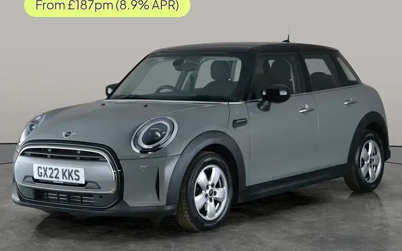 Used Mini Cooper Classic 136 HP (100 kW) 2022 Hatchback