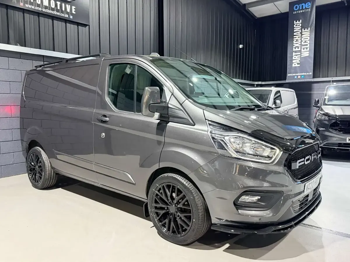 Used Ford Transit Custom Limited 130 HP (95 kW) 2022 Grey Van