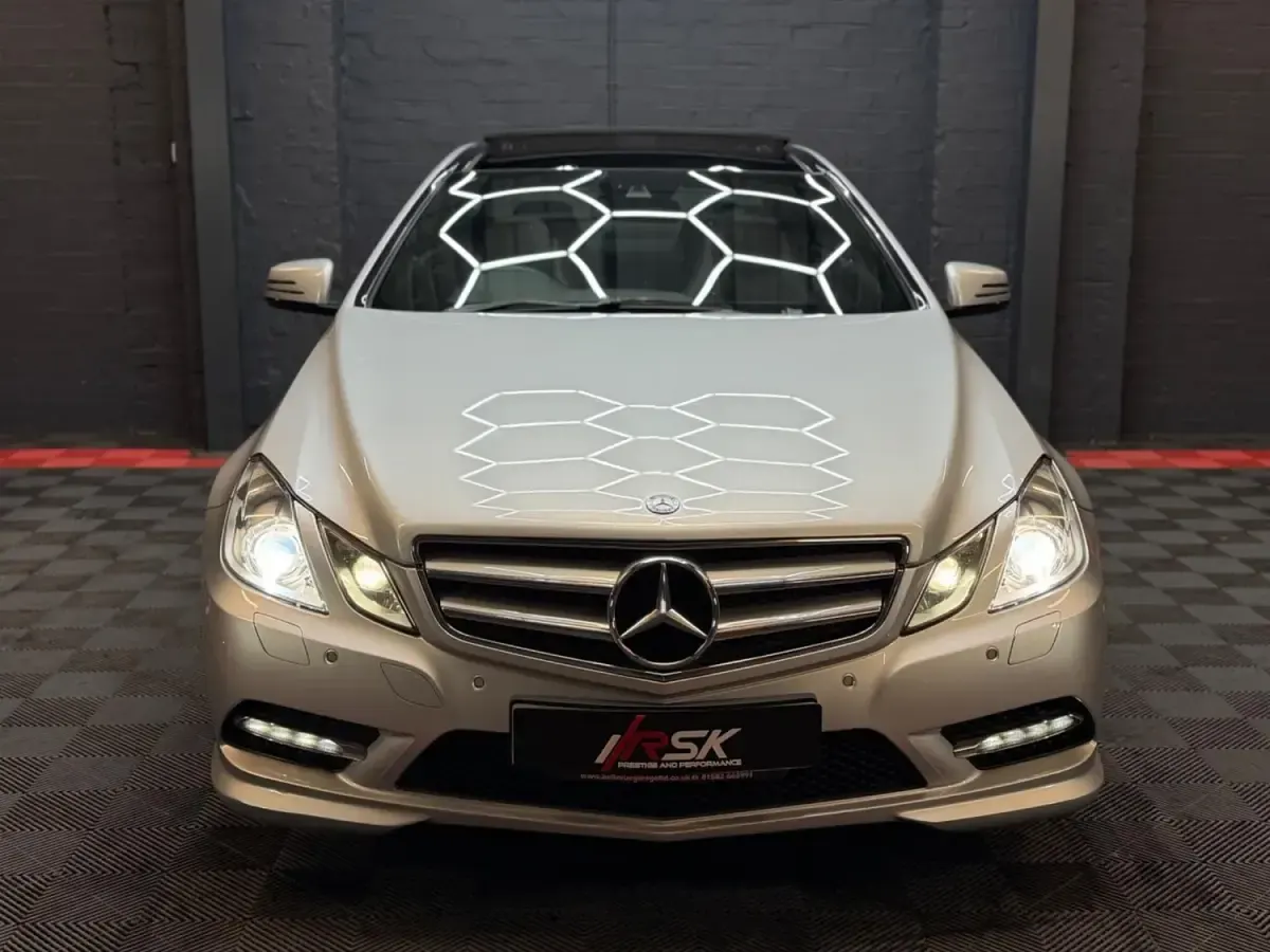 Używany Mercedes E350 2013 Srebrny Coupe