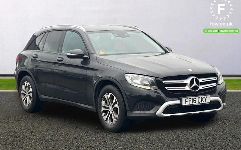 Used Mercedes GLC220 Executive 170 HP (125 kW) 2016 Black Estate