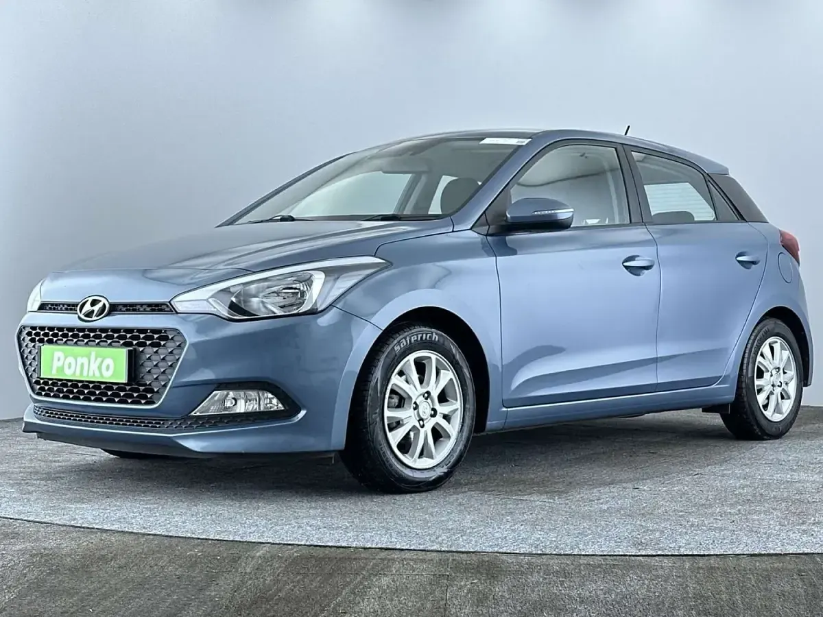 Używany Hyundai i20 SE 2017 Niebieski Hatchback