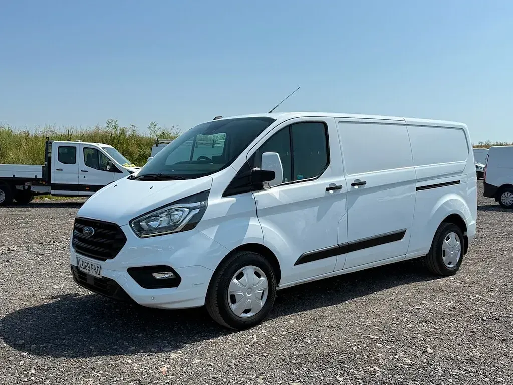 Used Ford Transit Custom Trend 2020 White Van