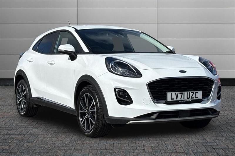 Used Ford Puma Titanium 125 HP (91 kW) 2021 White SUV