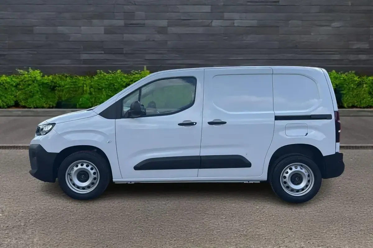 Nowe Citroën Berlingo 101 KM (74 kW) 2026 Biały Minivan