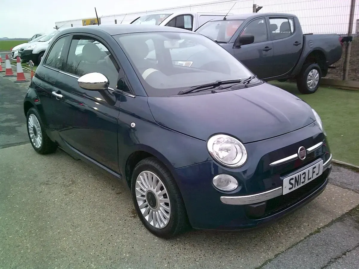 Used Fiat 500 Lounge 69 HP (50 kW) 2013 Blue Hatchback