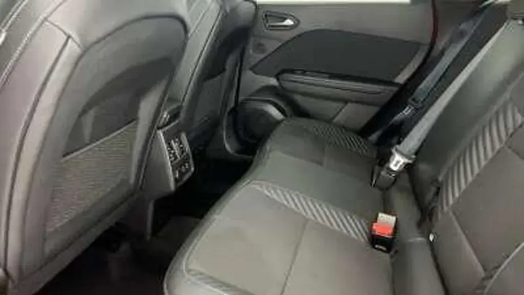 Used Renault Symbioz Iconic Esprit Alpine 143 HP (105 kW) 2025 Red  SUV