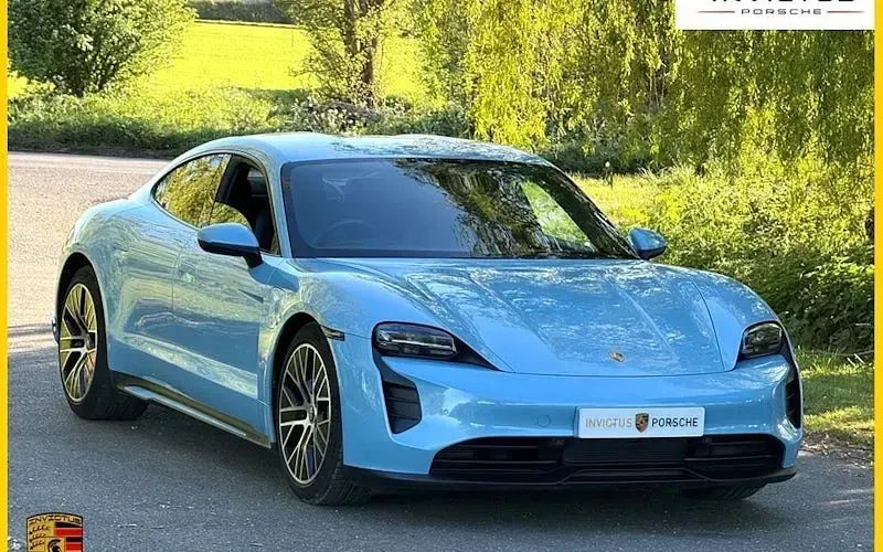 Usado Porsche Taycan 350 kW (476 CV) 2023 Berlina