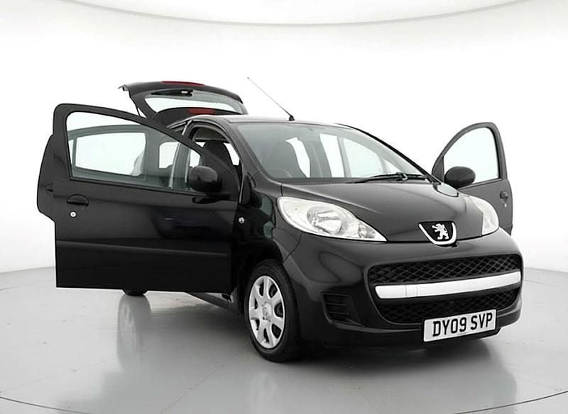 Black Used 2009 Peugeot 107 Hatchback | £2,995 (Fair price) - Image 1/4