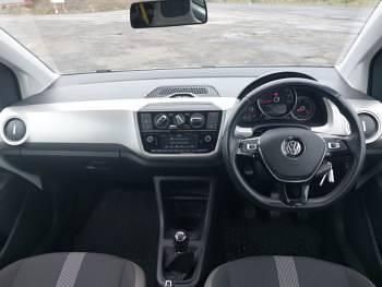 Used VW up! high up! 75 HP (55 kW) 2017 White Hatchback