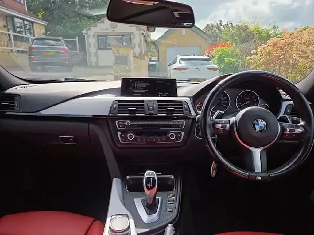 Used BMW 328 M Sport 245 HP (180 kW) 2015 Alpin white Sedan