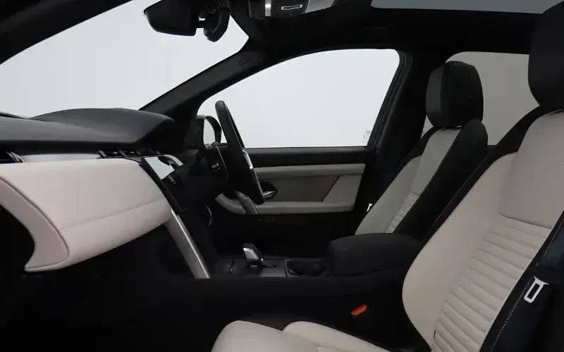 Used Land Rover Discovery Sport SE Dynamic 204 HP (150 kW) 2024 SUV