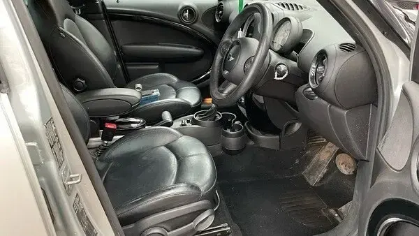 Usado Mini Cooper D 112 HP (82 kW) 2014 Prateado Citadino
