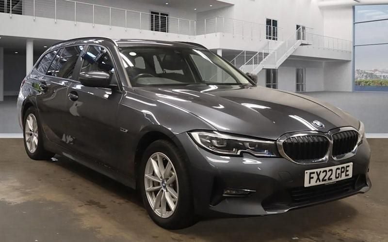 Grey Used 2022 BMW 330e Comfort Edition Estate | £17,899 (Good price) - Image 1/3