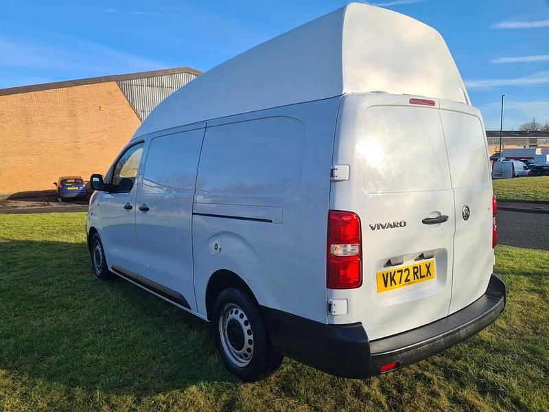 Used Vauxhall Vivaro 100 HP (73 kW) 2023 White MPV