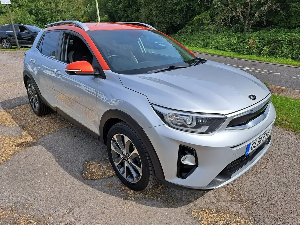 Used Kia Stonic First Edition 118 HP (86 kW) 2018 Silver SUV