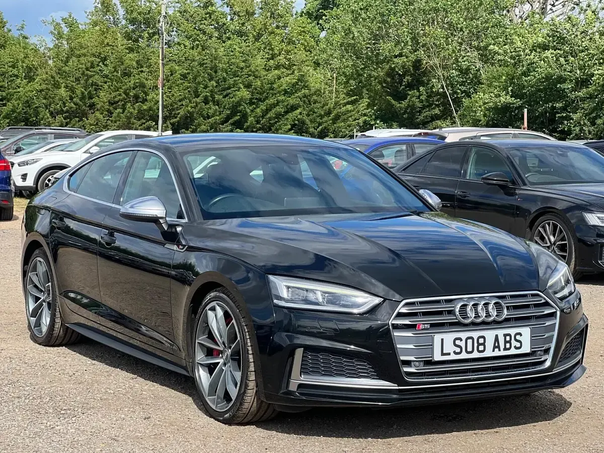 Used Audi A5 Comfort 2018 Black Coupe