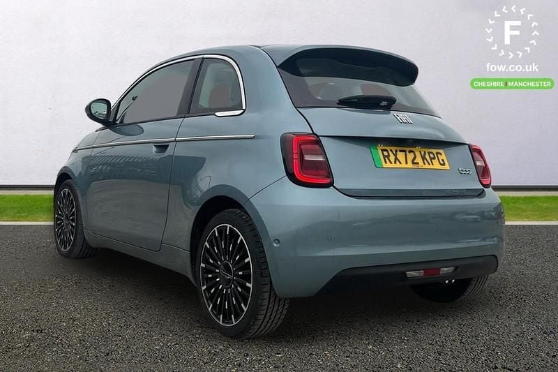 Used Fiat 500e La Prima 86 kW (118 HP) 2022 Blue Hatchback