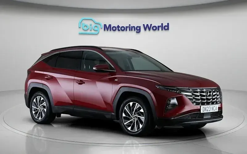 Used Hyundai Tucson Premium 180 HP (132 kW) 2023 Red SUV