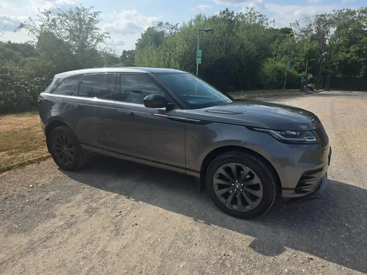 Used Land Rover Range Rover Velar R-Dynamic 177 HP (130 kW) 2017 Grey SUV