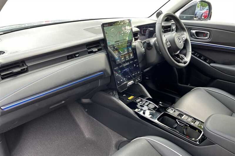 Image 2/4