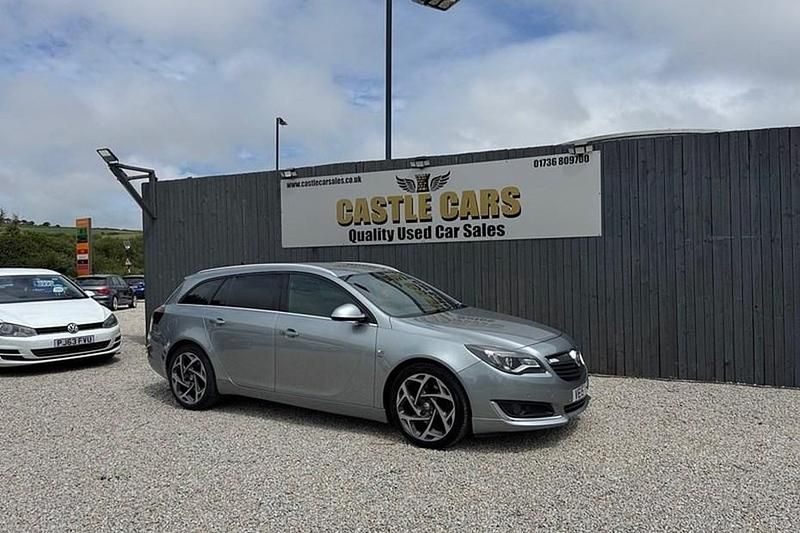 Silver Used 2015 Vauxhall Insignia SRi Estate | £6,895 (Expensive) - Image 1/1