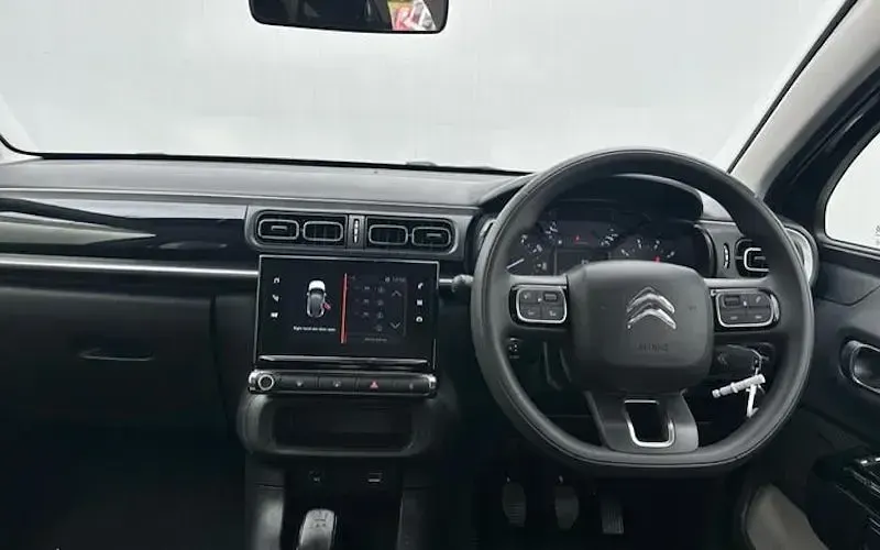 Used Citroën C3 PureTech 83 HP (61 kW) 2024 Grey Hatchback