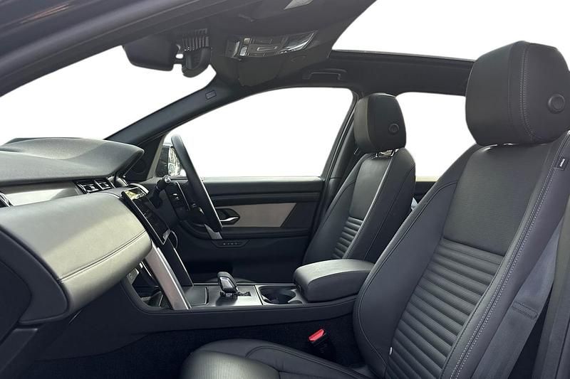 Second-hand Land Rover Discovery Sport HSE Dynamic 2024 Negru SUV