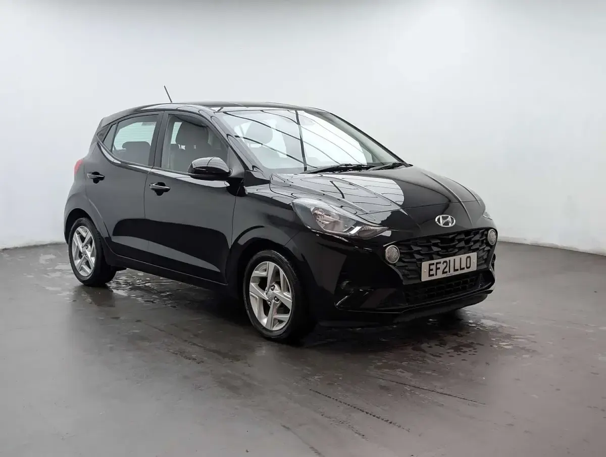 Usado Hyundai i10 SE 84 HP (61 kW) 2021 Preto Citadino