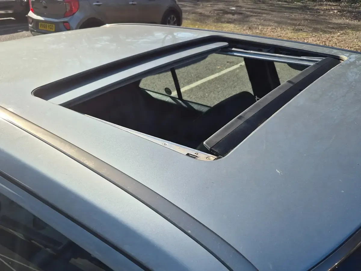Used Mercedes 300 1992 Grey Sedan
