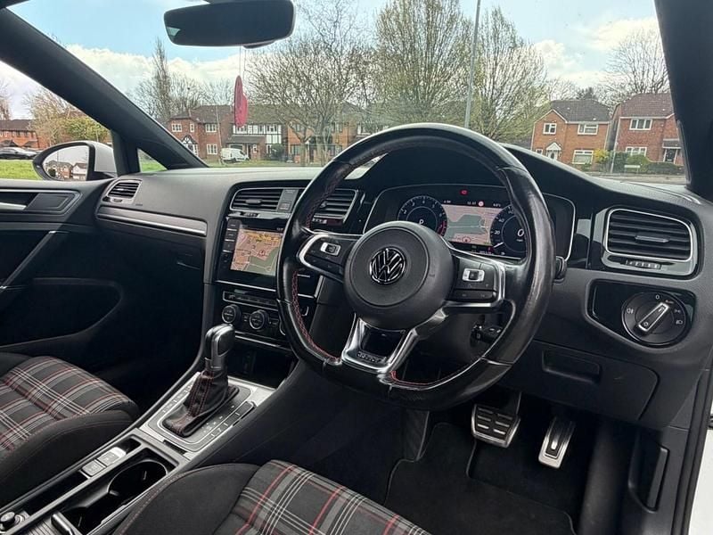 Used VW Golf VII GTI 2017 White Hatchback