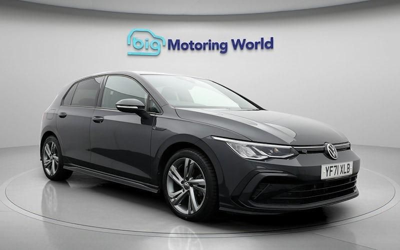 Used VW Golf VIII R-line 131 HP (96 kW) 2024 Hatchback