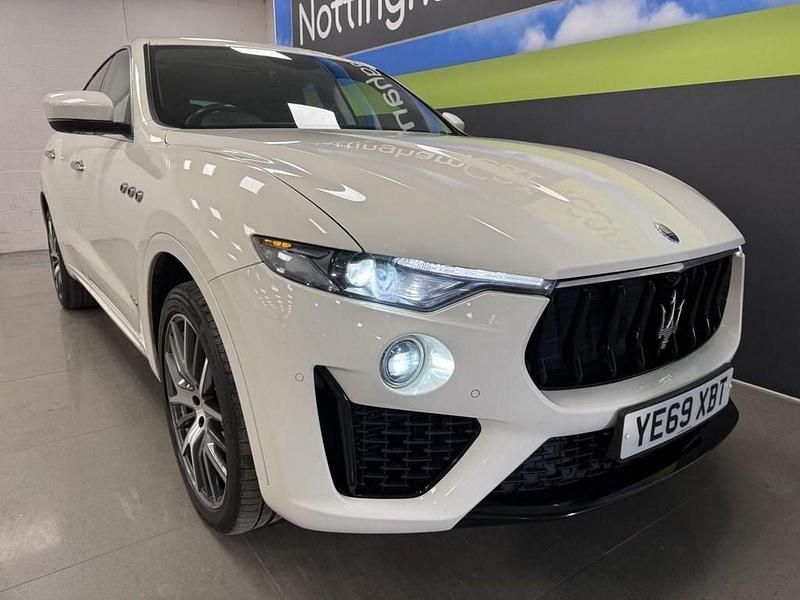 Used Maserati Levante 350 HP (257 kW) 2020 White SUV