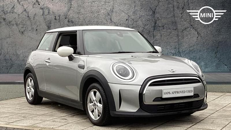 Used Mini Cooper Classic 134 HP (98 kW) 2023 Silver Hatchback